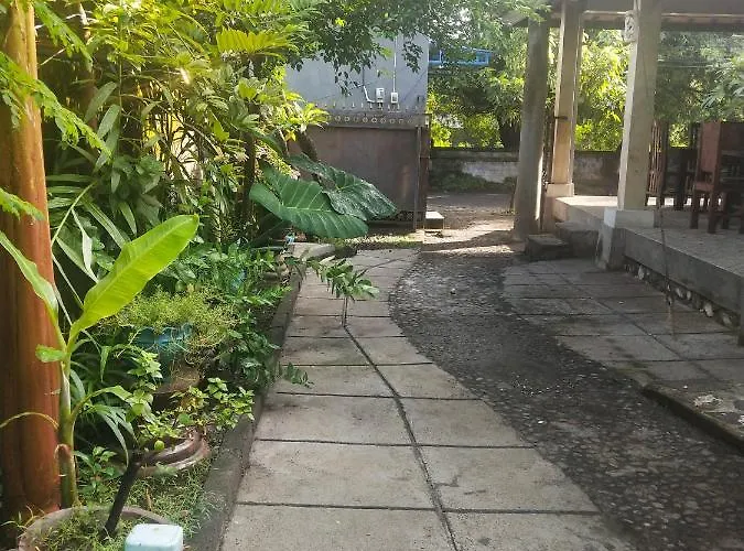 Santa Fe & Warong Homestay *