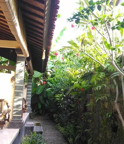 Homestay Santa Fe & Warong *