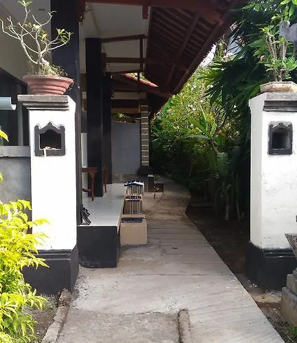 Homestay Santa Fe & Warong Amed (Bali)