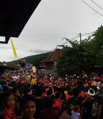 Santa Fe & Warong Amed (Bali)